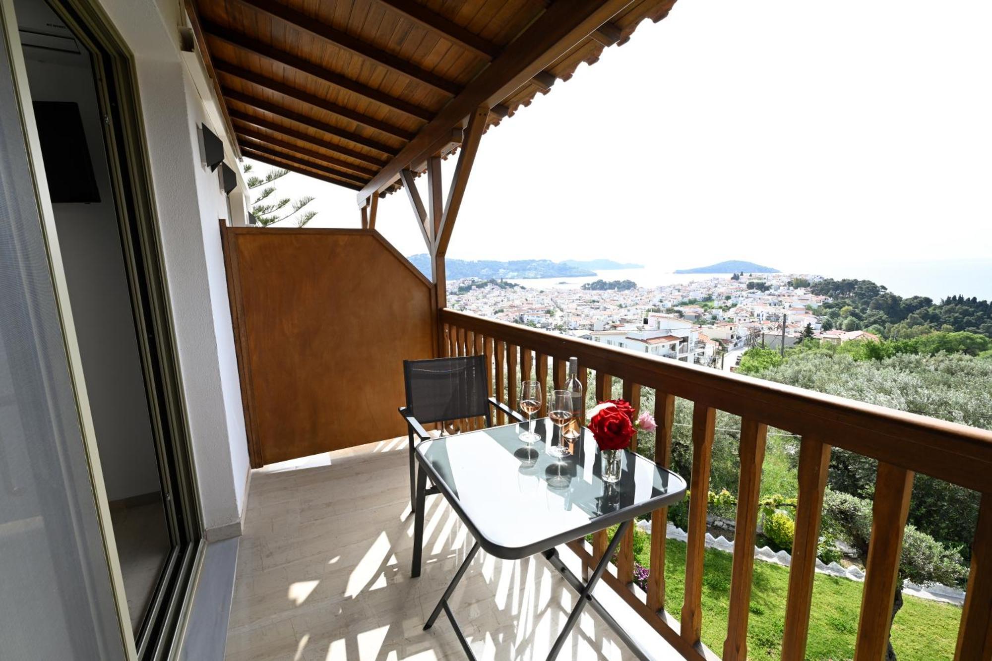 Makis Sea View Studios Skiathos stad Exteriör bild